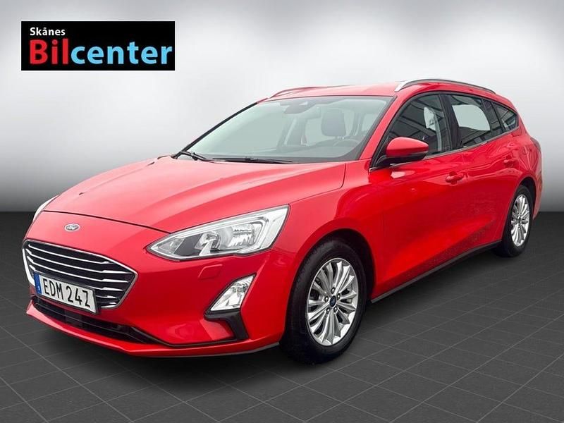 Röd Begagnad 2019 Ford Focus Titanium Kombi | 139 900 kr (Marknadspris) - Bild 1/4