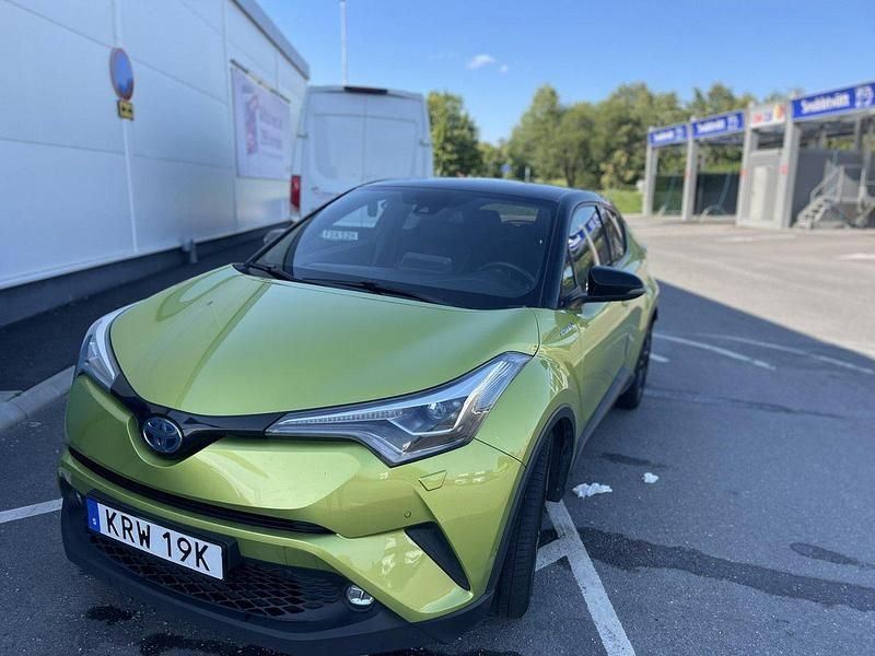 Grön Begagnad 2019 Toyota C-HR Edition SUV | 205 000 kr (Lite dyr) - Bild 1/4