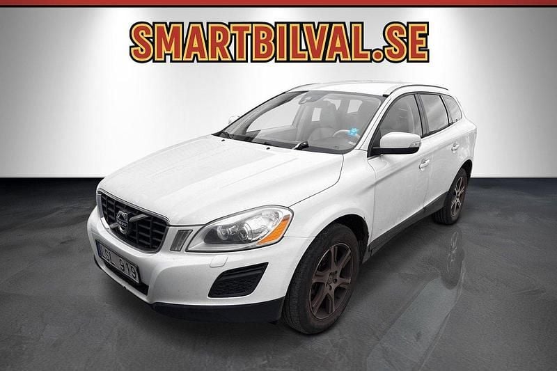 Vit Begagnad 2011 Volvo XC60 Summum SUV | 99 900 kr (Superpris) - Bild 1/4