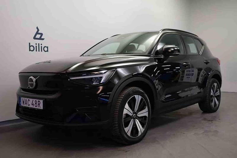 Svart Begagnad 2023 Volvo XC40 Single Motor SUV | 329 500 kr - Bild 1/1