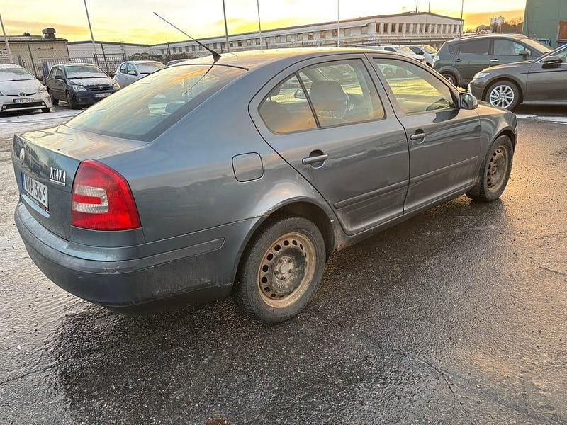 Begagnad 2006 Skoda Octavia Halvkombi | 17 500 kr (Superpris) - Bild 1/4