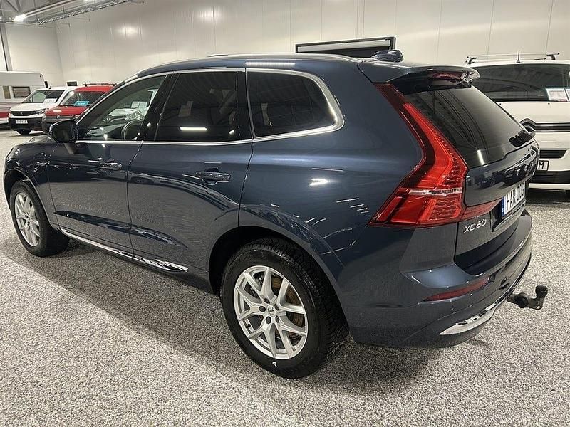 Begagnad Volvo XC60 350 HK (257 kW) 2023 Blåmetallic metallic SUV