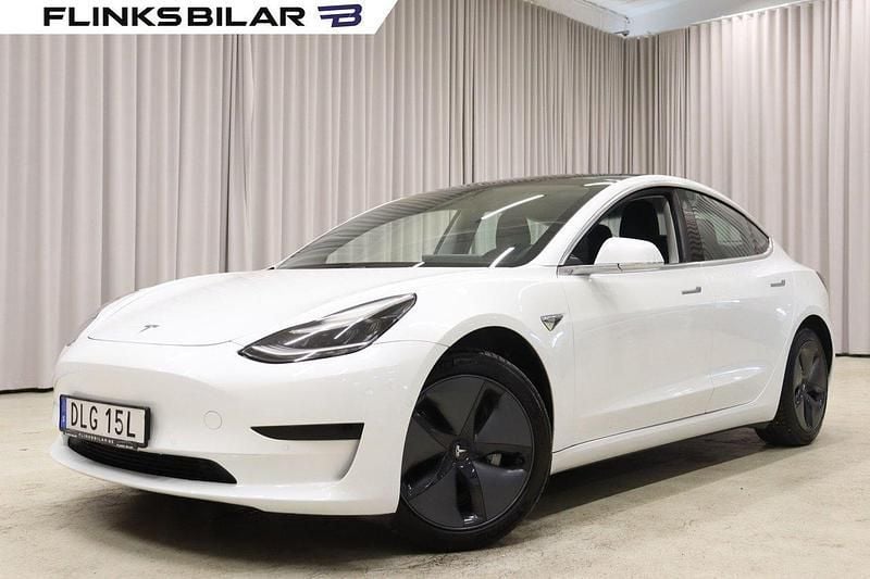 Vit Begagnad 2020 Tesla Model 3 Standard Range Plus Sedan | 279 900 kr (Marknadspris) - Bild 1/4