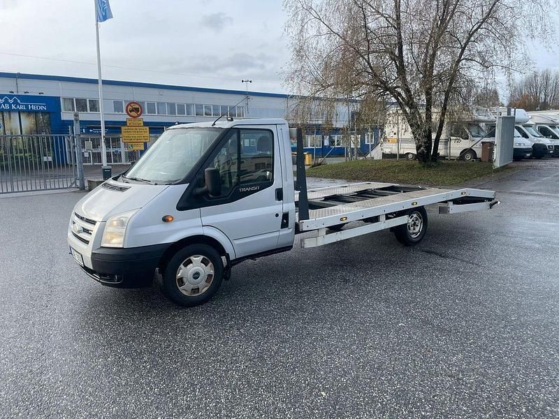 Grå (silvermetalic) Begagnad 2007 Ford Transit Minibuss | 89 900 kr (Marknadspris) - Bild 1/4