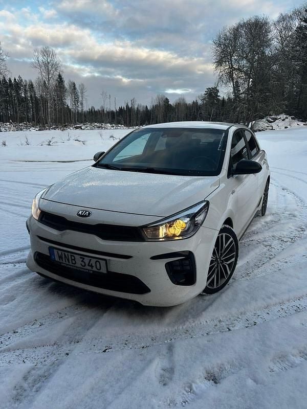 Begagnad 2018 Kia Rio | 125 000 kr (Marknadspris) - Bild 1/4