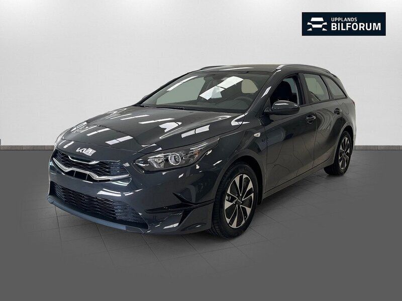 Grå Ny 2024 Kia Ceed Sportswagon Kombi | 254 656 kr (Marknadspris) - Bild 1/4