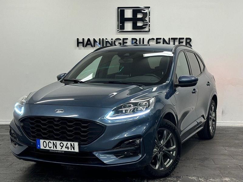 Blå Begagnad 2020 Ford Kuga ST-Line SUV | 249 900 kr (Marknadspris) - Bild 1/4