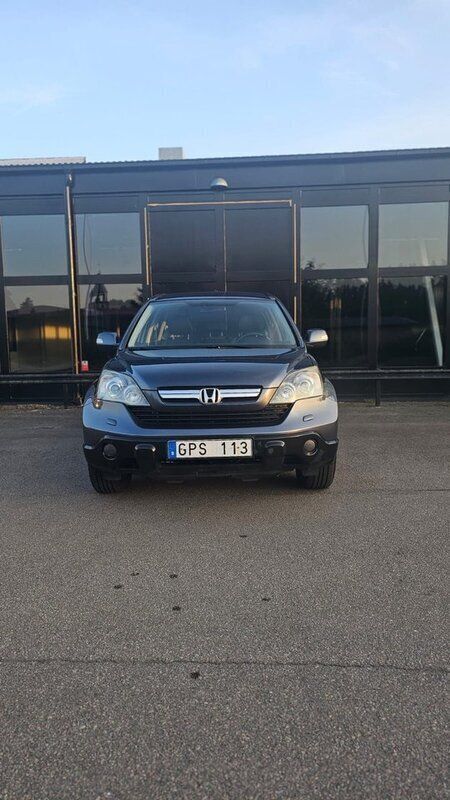 Mörkgrå Begagnad 2007 Honda CR-V SUV | 54 900 kr (Marknadspris) - Bild 1/4