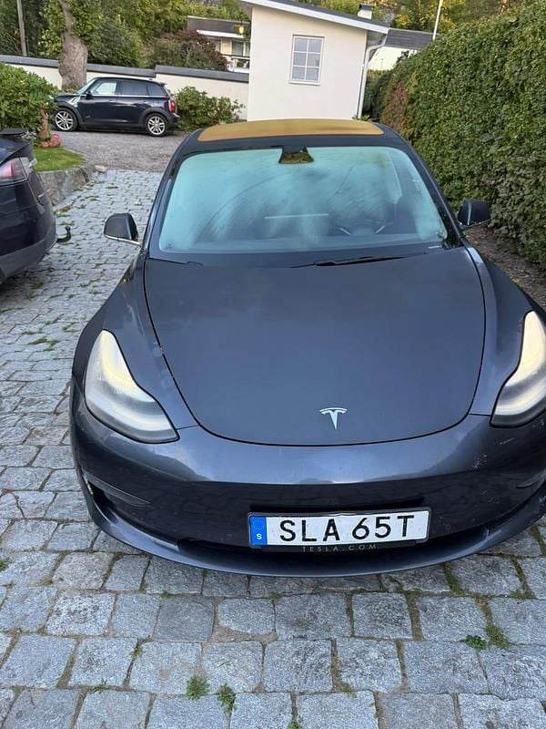 Begagnad Tesla Model 3 Long Range AWD 323 kW (440 HK) 2019 Sedan