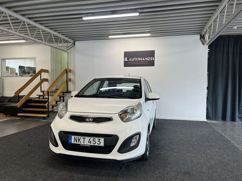 Vit Begagnad 2014 Kia Picanto Halvkombi | 39 900 kr (Marknadspris) - Bild 1/4