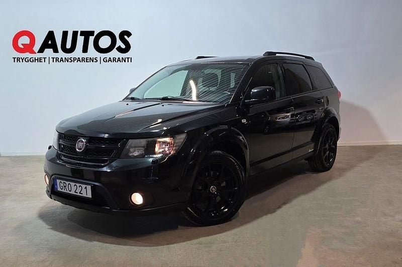 Svart Begagnad 2015 Fiat Freemont SUV | 99 800 kr (Marknadspris) - Bild 1/3