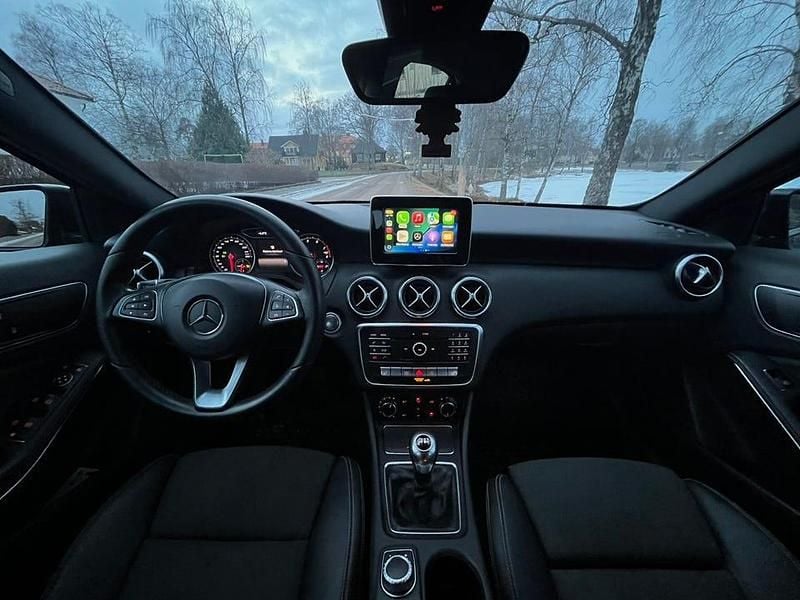 Begagnad Mercedes A180 122 HK (89 kW) 2018
