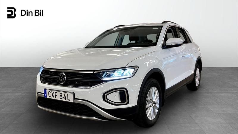 Begagnad VW T-Roc Life 111 HK (81 kW) 2022 Vit (pure white) SUV