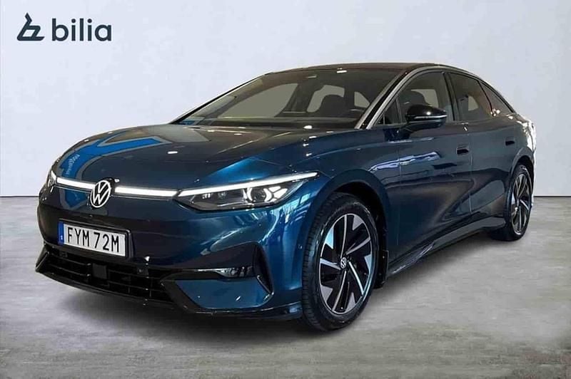 Blå Begagnad 2024 VW ID.7 Pro Sedan | 529 900 kr (Marknadspris) - Bild 1/1