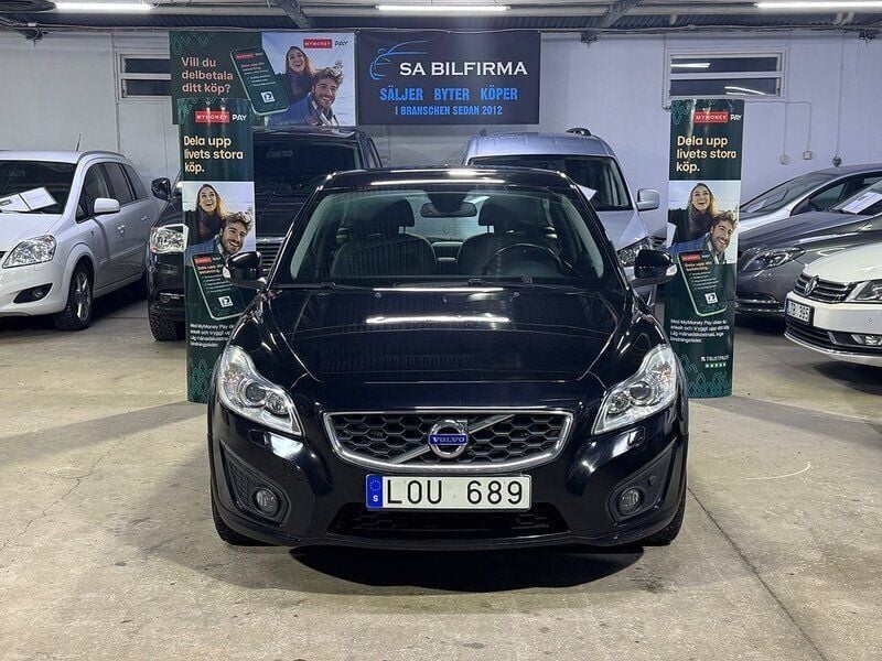 Svart Begagnad 2011 Volvo C30 Momentum Halvkombi | 64 900 kr (Bra pris) - Bild 1/4