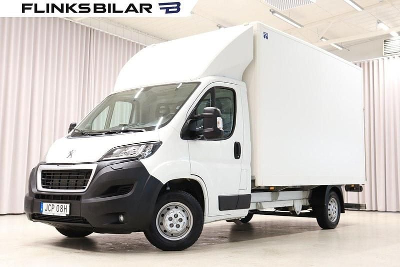 Vit Begagnad 2020 Peugeot Boxer Van | 369 900 kr - Bild 1/4