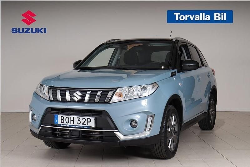 Grå Begagnad 2019 Suzuki Vitara SUV | 189 900 kr (Marknadspris) - Bild 1/3