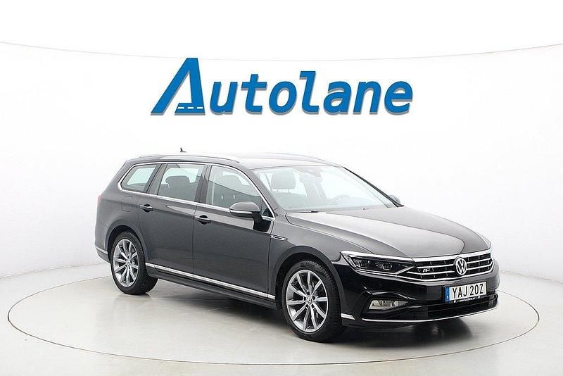 Svart Begagnad 2019 VW Passat R-line Kombi | 269 900 kr (Lite dyr) - Bild 1/4