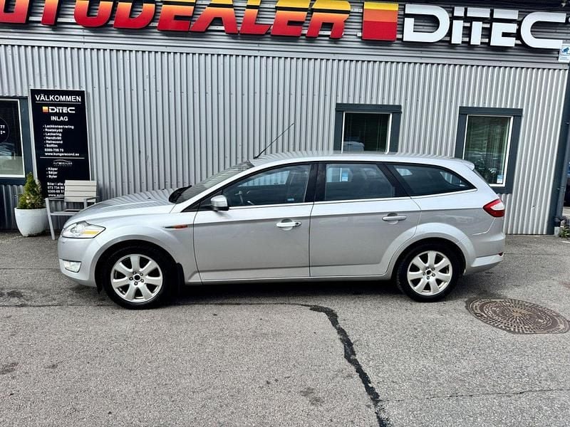 Grå Begagnad 2008 Ford Mondeo Titanium Kombi | 19 900 kr (Bra pris) - Bild 1/4