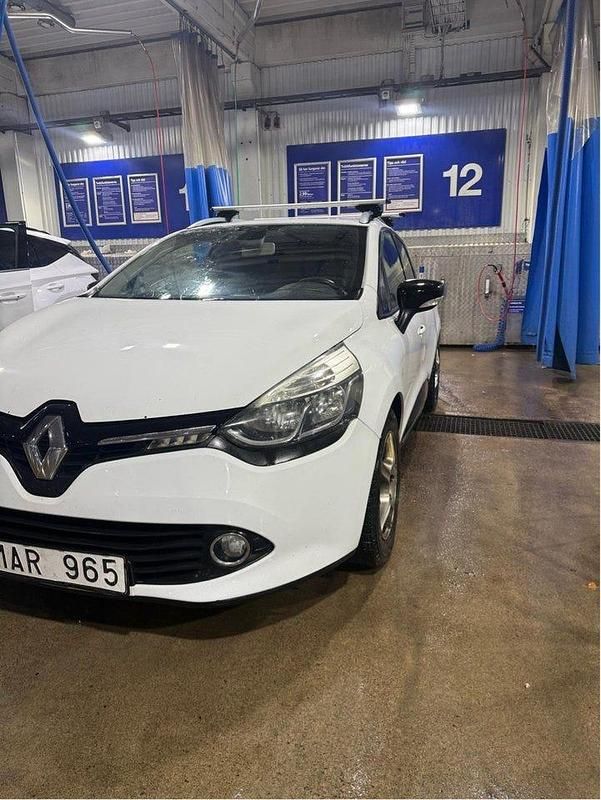 Begagnad 2013 Renault Clio GrandTour Kombi | 40 000 kr (Bra pris) - Bild 1/4