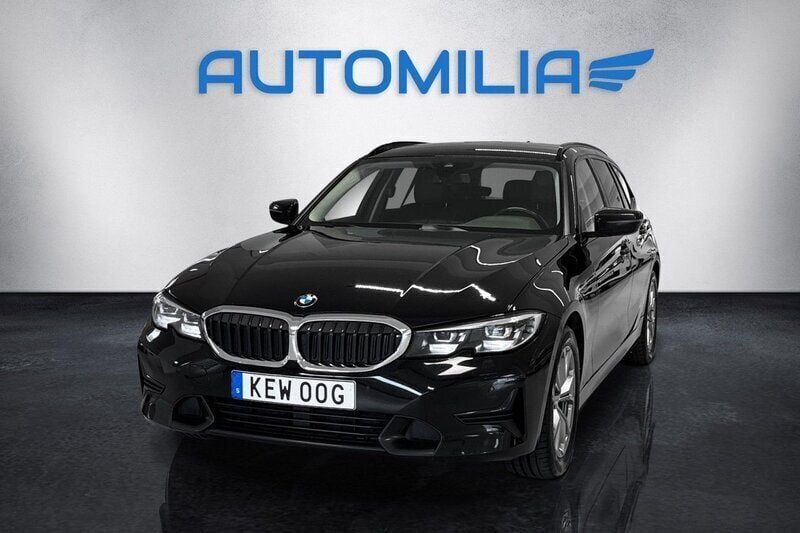 Svart Begagnad 2021 BMW 320 Sport Line Kombi | 259 900 kr (Superpris) - Bild 1/4