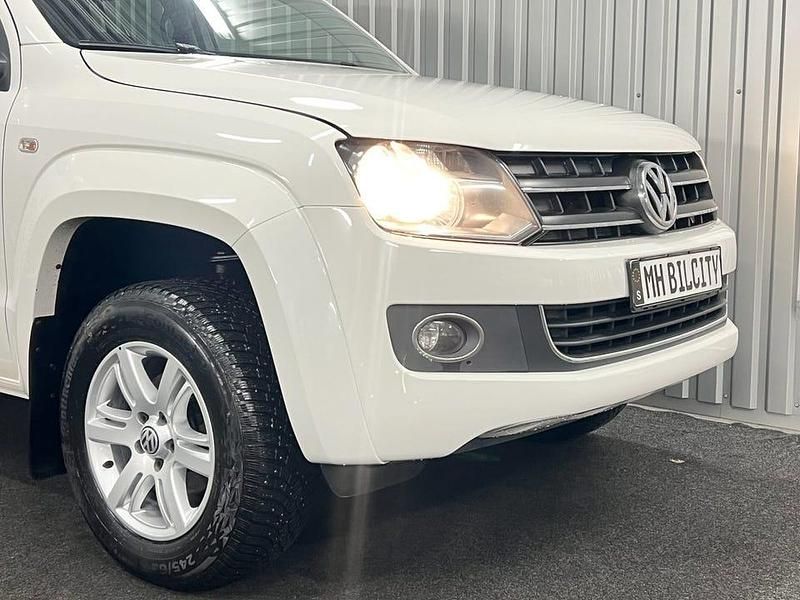 Begagnad VW Amarok Highline 180 HK (132 kW) 2015 Vit Pickup