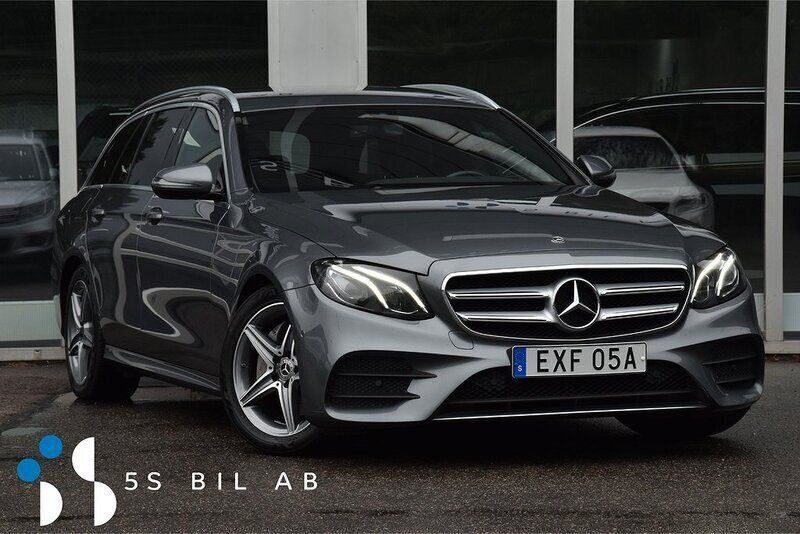 Grå Begagnad 2019 Mercedes E200 AMG Kombi | 299 900 kr (Marknadspris) - Bild 1/4