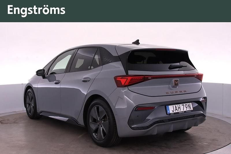 Begagnad Cupra Born 169 kW (231 HK) 2022 Grå Halvkombi
