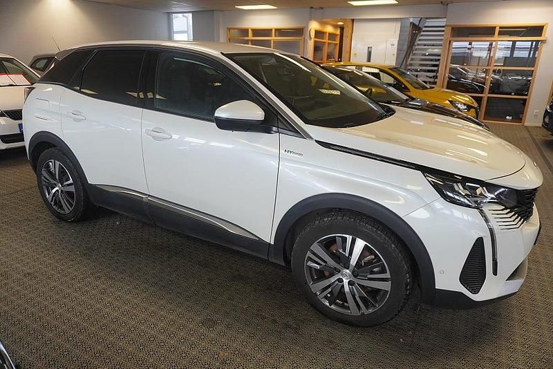 Begagnad Peugeot 3008 224 HK (164 kW) 2021 Vit SUV