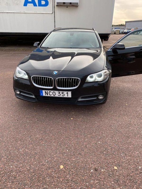 Begagnad BMW 520 190 HK (139 kW) 2016 Svart Kombi