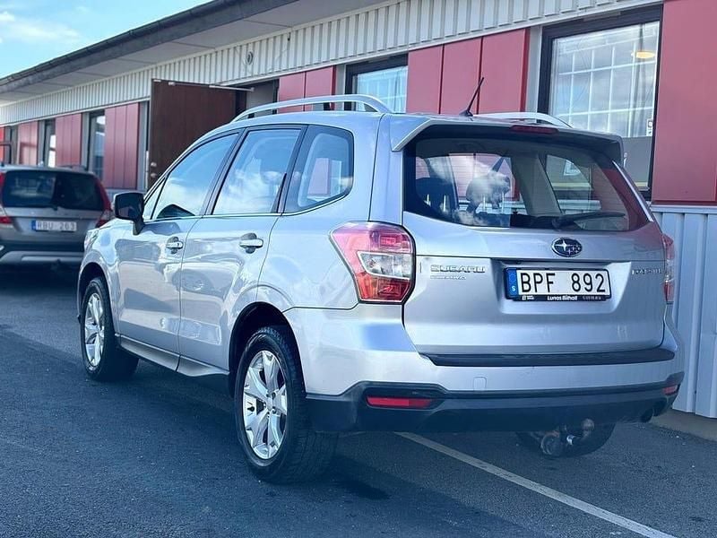 Begagnad Subaru Forester 150 HK (110 kW) 2012 Silver SUV