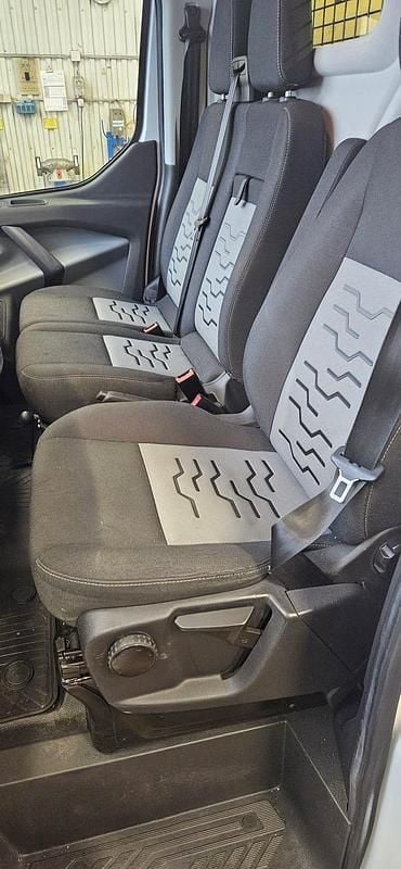 Begagnad Ford Transit Custom 130 HK (95 kW) 2018