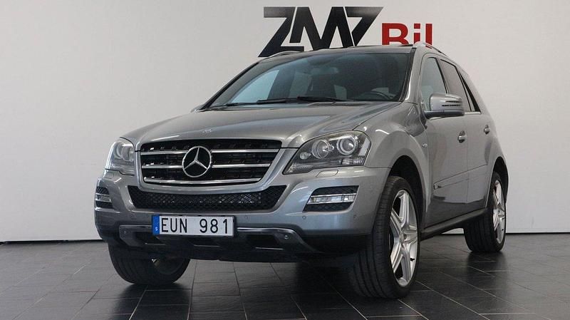 Silver Begagnad 2010 Mercedes ML350 SUV | 159 900 kr (Dyr) - Bild 1/4