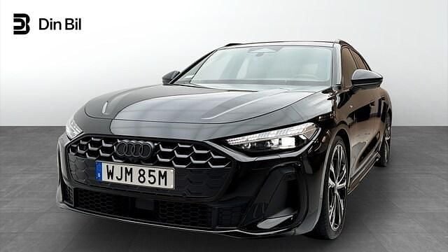 Mytsvart metallic Begagnad 2025 Audi A5 S-Line Sportkupé | 639 000 kr - Bild 1/4