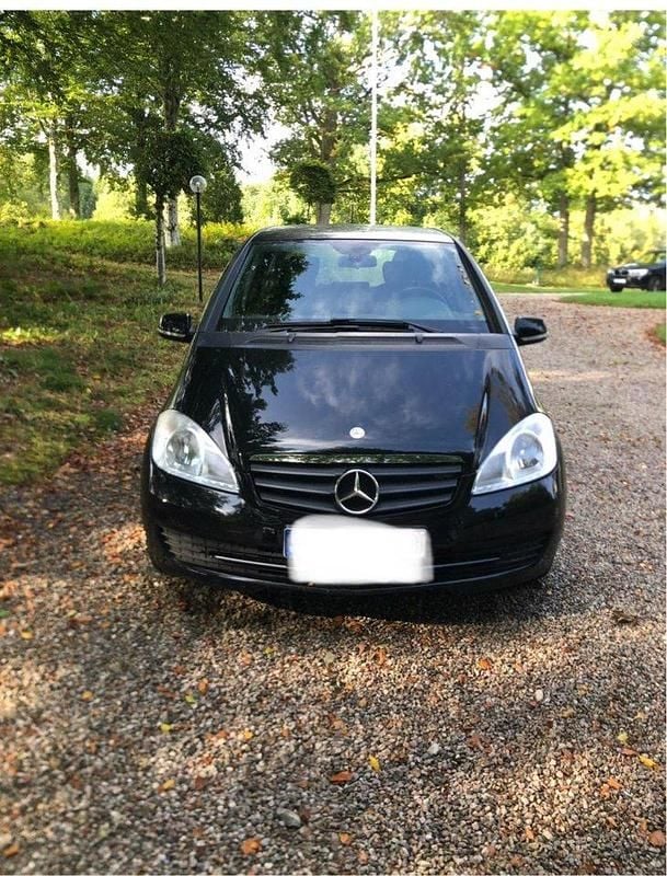 Svart Begagnad 2012 Mercedes A160 Classic Halvkombi | 129 000 kr (Dyr) - Bild 1/3