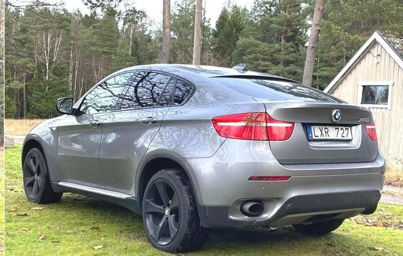 Grå Begagnad 2012 BMW X6 Sport Line SUV | 149 000 kr (Bra pris) - Bild 1/4