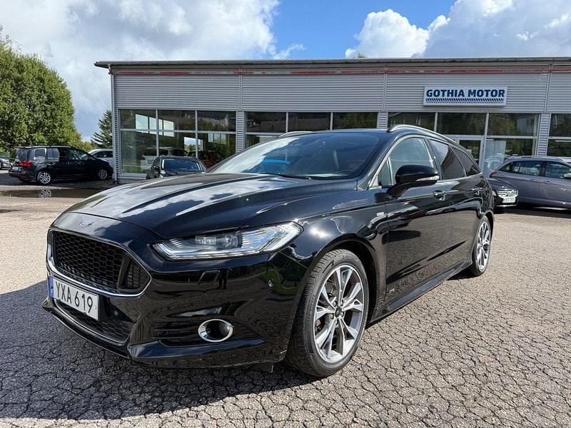 Svart Begagnad 2018 Ford Mondeo ST-Line Kombi | 139 900 kr (Bra pris) - Bild 1/4