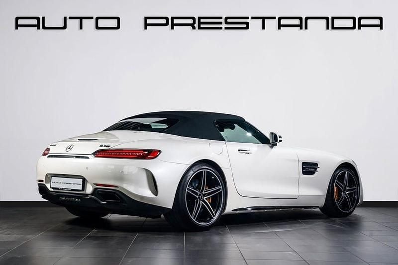 Begagnad Mercedes AMG GT C AMG 558 HK (410 kW) 2018 Daimantvit bright metallic Sportkupé