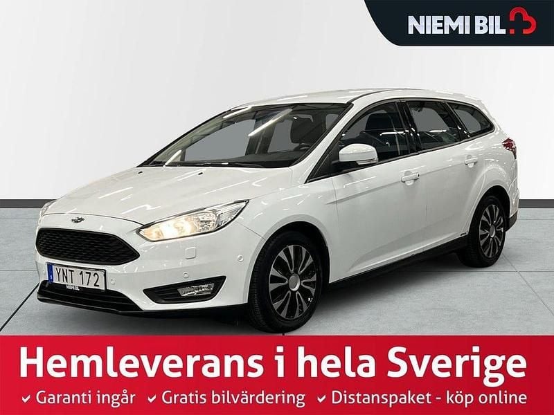 Vit Begagnad 2017 Ford Focus S Kombi | 128 900 kr (Marknadspris) - Bild 1/3