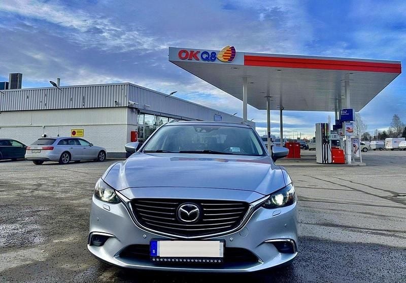 Grå Begagnad 2015 Mazda 6 Kombi | 110 000 kr (Bra pris) - Bild 1/4