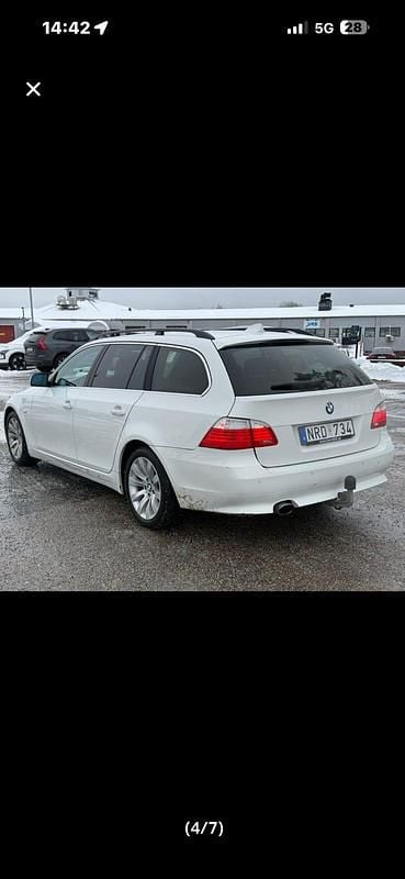 Begagnad 2009 BMW 520 Kombi | 36 000 kr (Marknadspris) - Bild 1/4