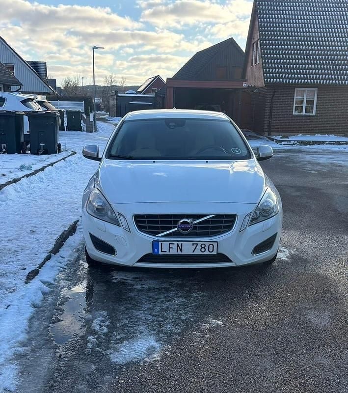 Begagnad Volvo S60 163 HK (119 kW) 2011 Sedan
