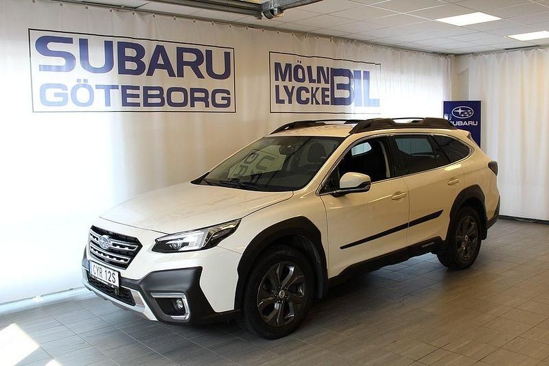 Vit Begagnad 2021 Subaru Outback SUV | 314 900 kr (Bra pris) - Bild 1/4