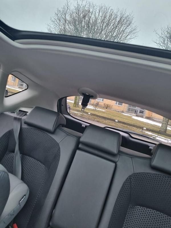 Vit Begagnad 2013 Nissan Qashqai SUV | 86 900 kr (Superpris) - Bild 1/4