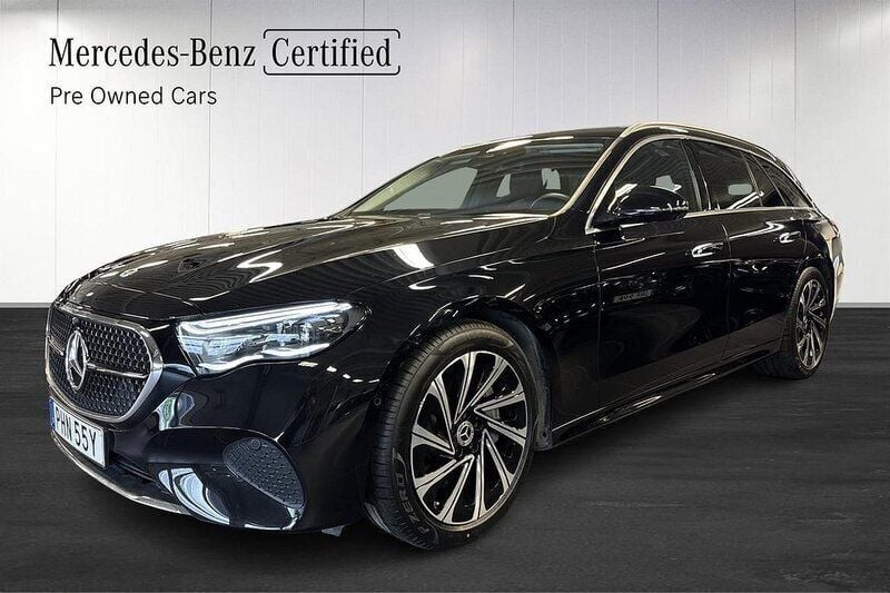 Svart Begagnad 2023 Mercedes E300 Kombi | 569 000 kr (Superpris) - Bild 1/4
