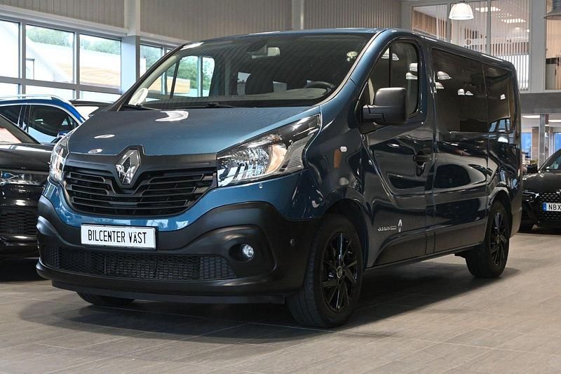 Blå Begagnad 2017 Renault Trafic Van | 209 000 kr (Dyr) - Bild 1/4