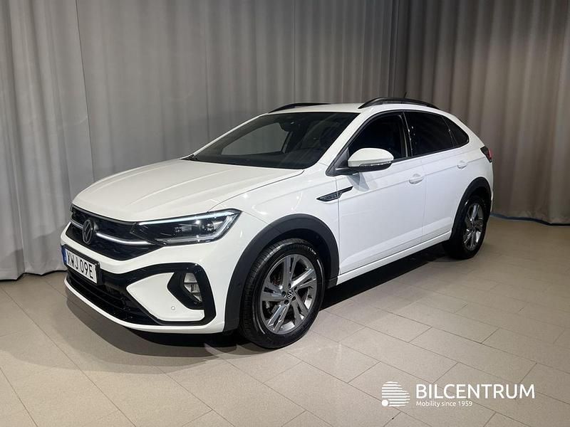 Vit Begagnad 2022 VW Taigo R-line SUV | 224 900 kr (Bra pris) - Bild 1/4