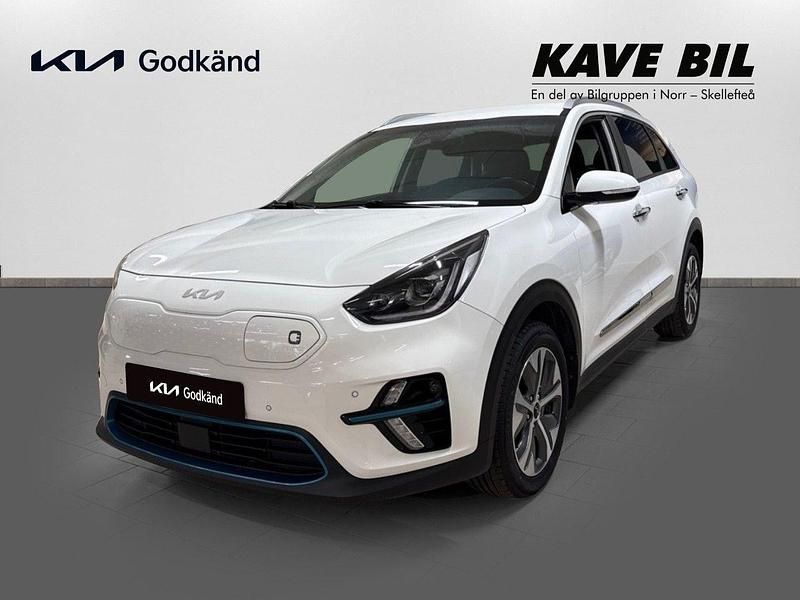 Vit Begagnad 2022 Kia e-Niro Advance SUV | 289 900 kr (Lite dyr) - Bild 1/4