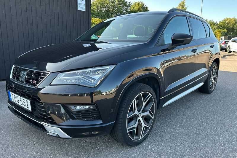 Svart Begagnad 2018 Seat Ateca 4Drive SUV | 239 900 kr (Marknadspris) - Bild 1/4