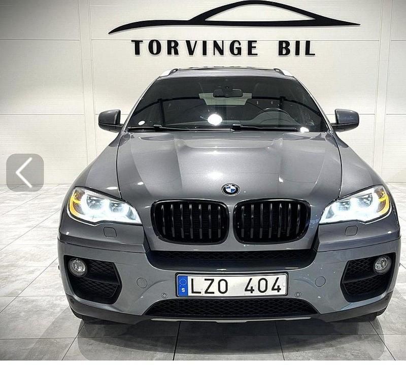 Grå Begagnad 2013 BMW X6 M Sport SUV | 195 000 kr (Superpris) - Bild 1/4
